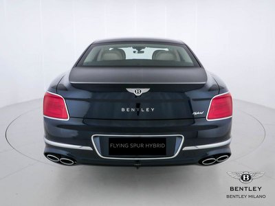 Bentley Bentayga V8 EWB Azure 23MY, Anno 2023, KM 1590 - hlavní obrázek