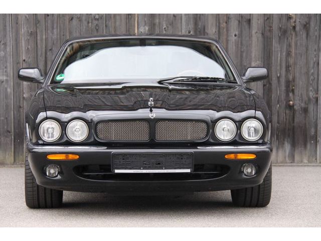 Jaguar XJ 4.0 Sovereign 2 Jahre Garantie - hlavní obrázek
