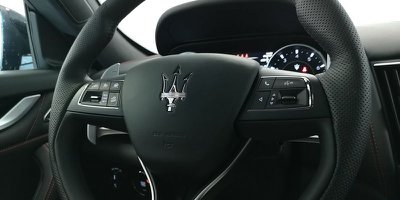 Maserati Levante Gransport 3.0 Bt V6 350cv 4wd Aut. Tetto Apr. N - hlavní obrázek