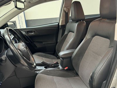 Toyota Auris 1.8 Hybrid Lounge con finanziamento, Anno 2018, KM - hlavní obrázek